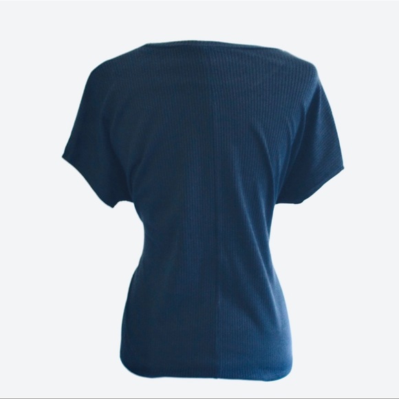 NWT - Express Navy Blue Ribbed Tie-Front Waist Top - Size Small - Picture 3 of 4